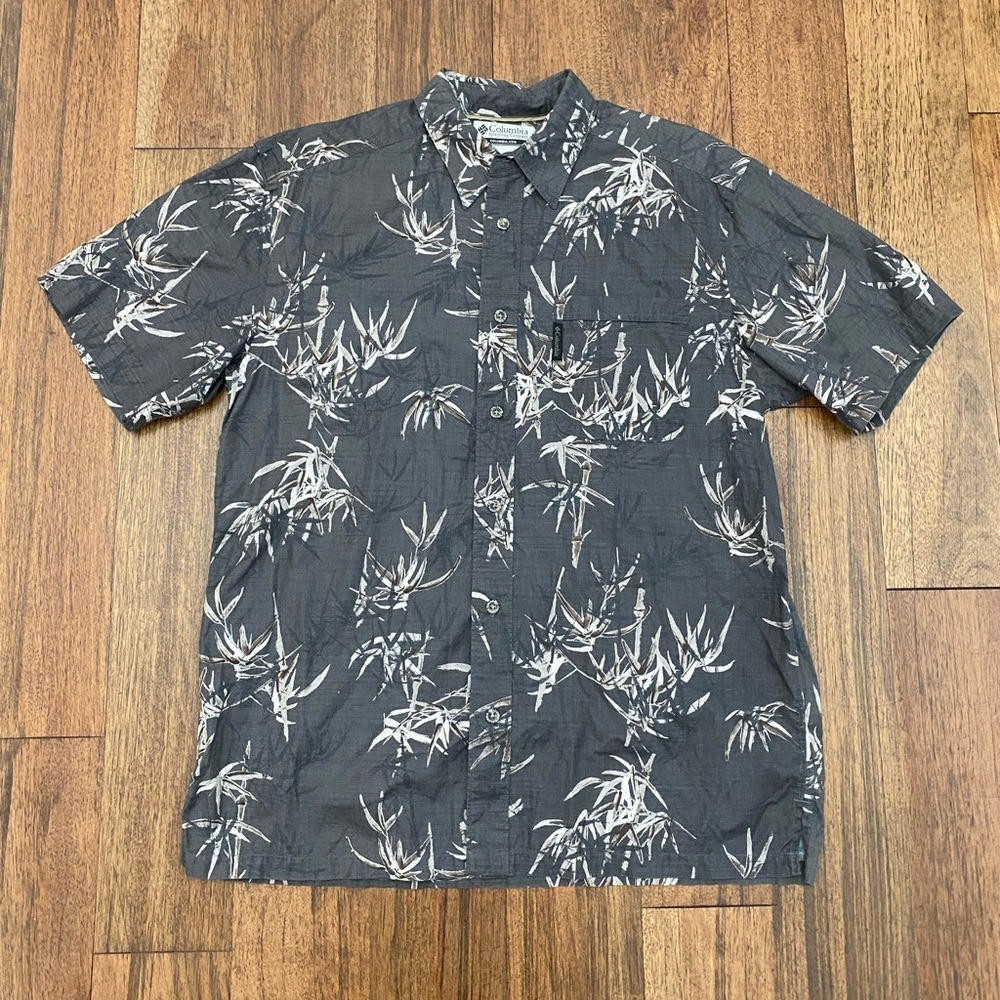Columbia button-up men's gray Hawaiian shirt - Medium